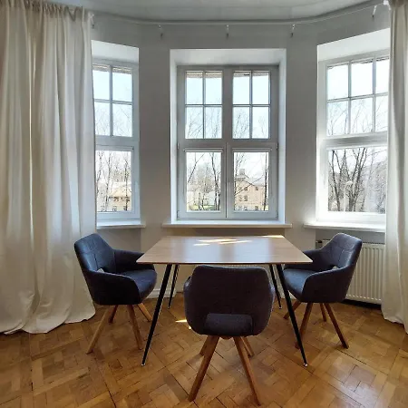 Dainas 2-room - Arena