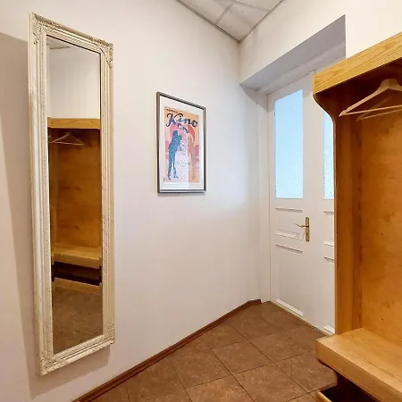 Διαμέρισμα Dainas 2-room - Arena Ρίγα