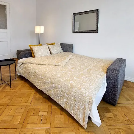 Διαμέρισμα Dainas 2-room - Arena Ρίγα